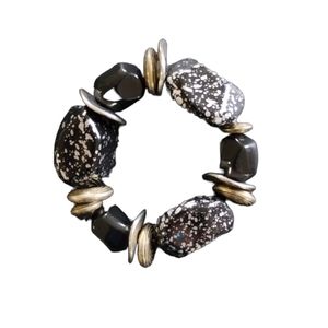 Paparazzi Beaded Bracelet Quiet Luxury Classic Boho Capsule Wardrobe Whimsigoth